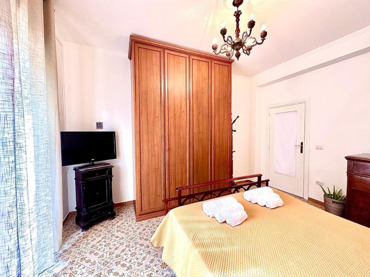 Sorrenthouse Bed and Breakfast Sant'Agnello Exteriör bild