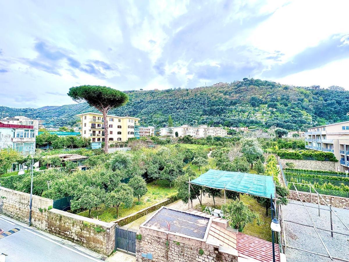 Sorrenthouse Bed and Breakfast Sant'Agnello Exteriör bild